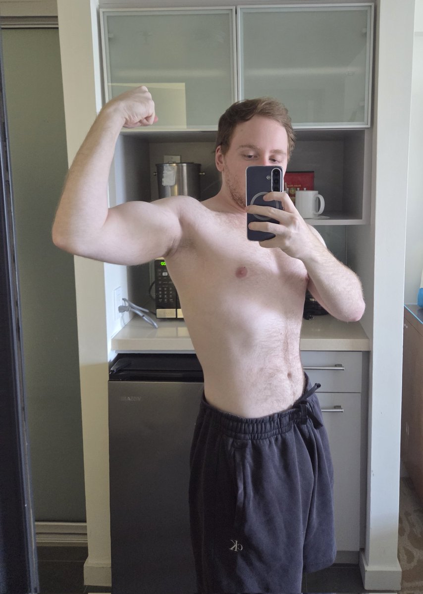 avi_sanitiser tweet media