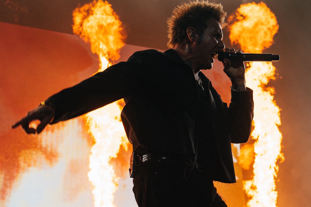 Papa Roach tweet media