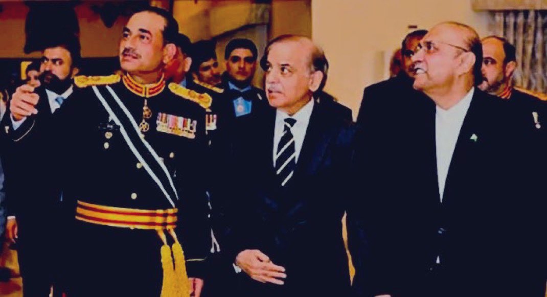 zardari_rida's tweet image. پاکستان ہمیشہ زندہ باد ❤️

#FieldMarshal #PrimeMinister #President