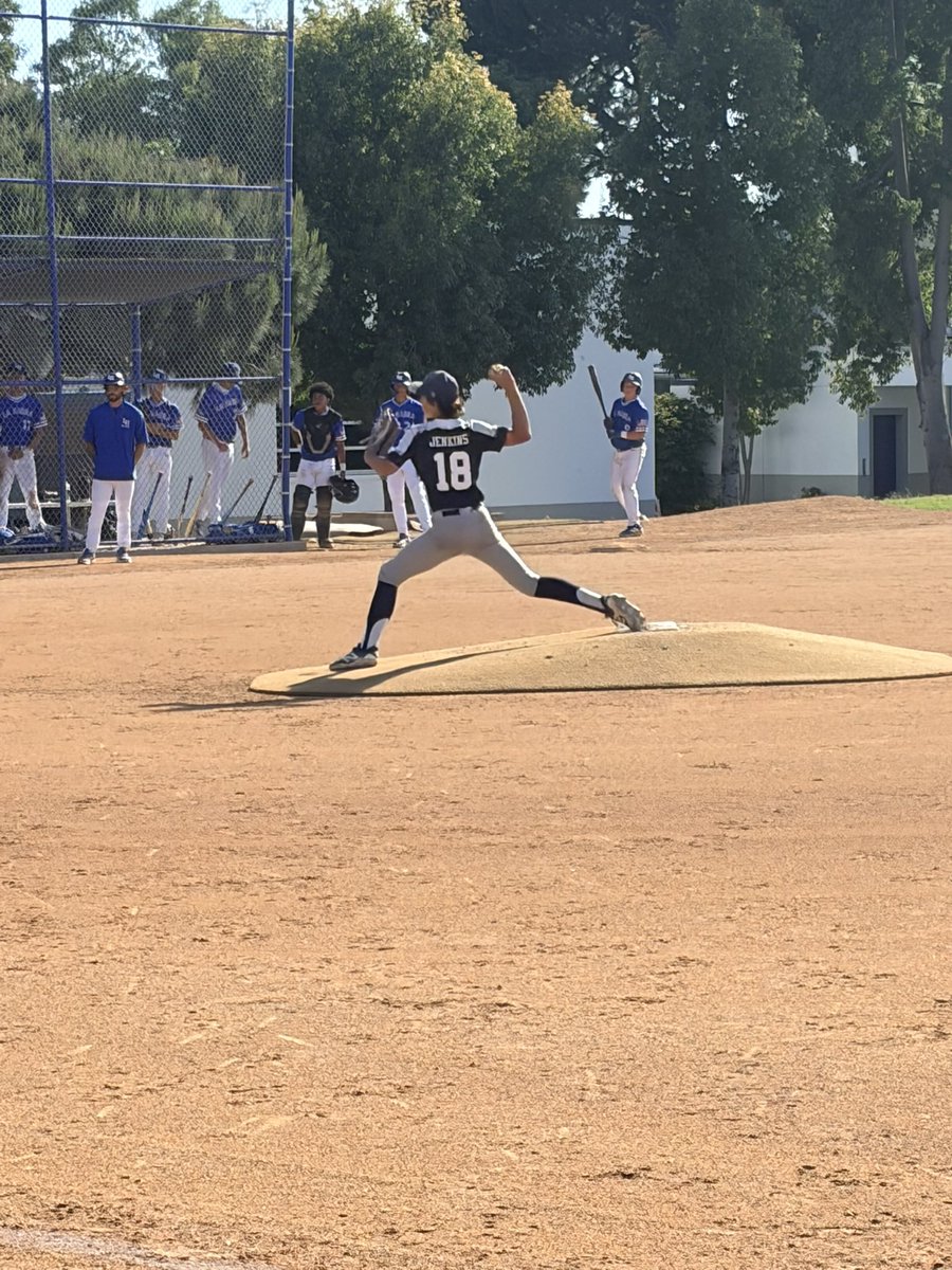 cyphype's tweet photo. Cypress Frosh/Soph tied La Habra 3-3 away. At home, varsity is trailing La Habra 0-1 https://t.co/1y6fedMgPP