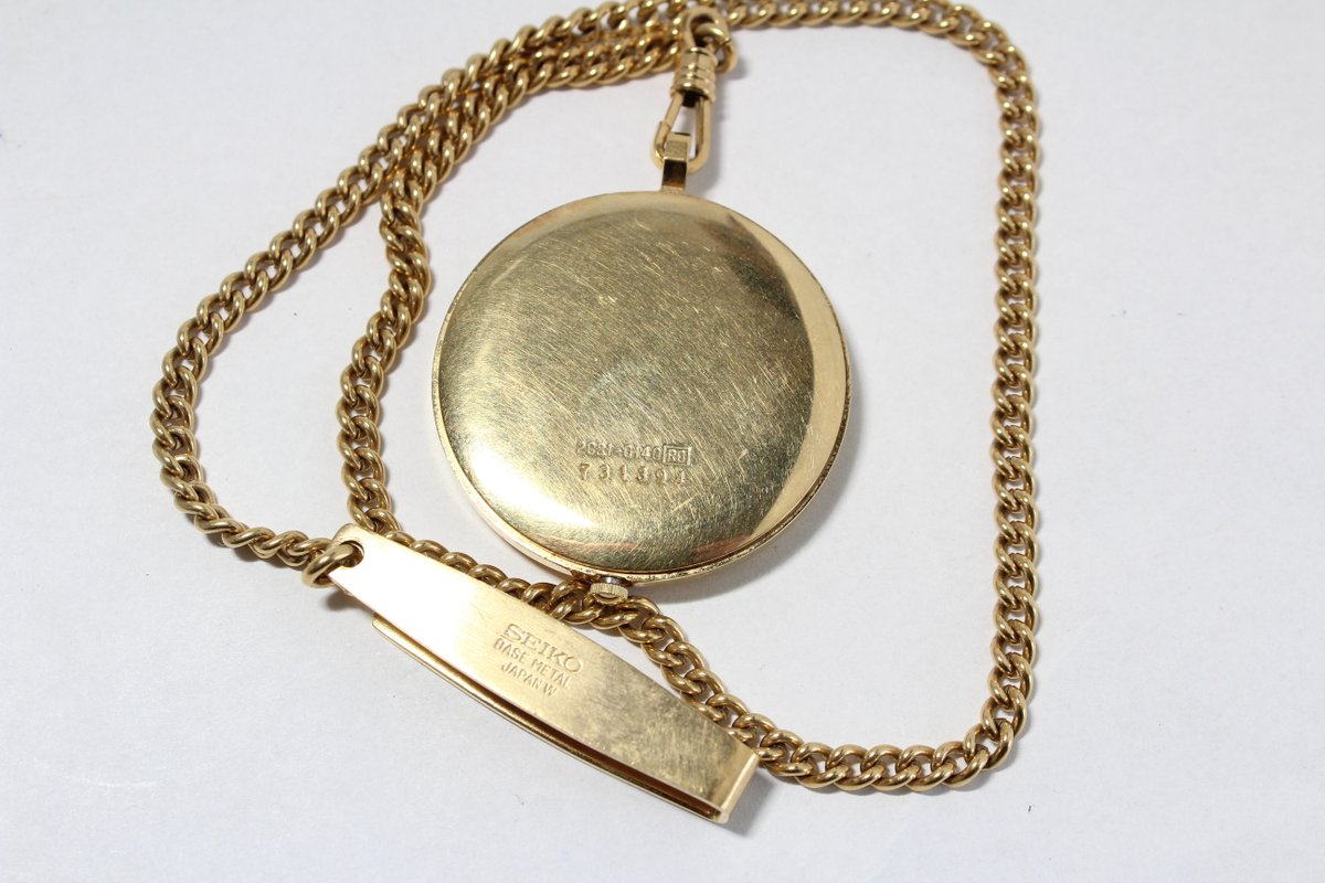 GshockTkhs's tweet image. SEIKO 2621-0140 vintage Japan Gold Pocket Watch ebay.com/itm/2568390148… #goldwatch #pocketwatch #seikopocket