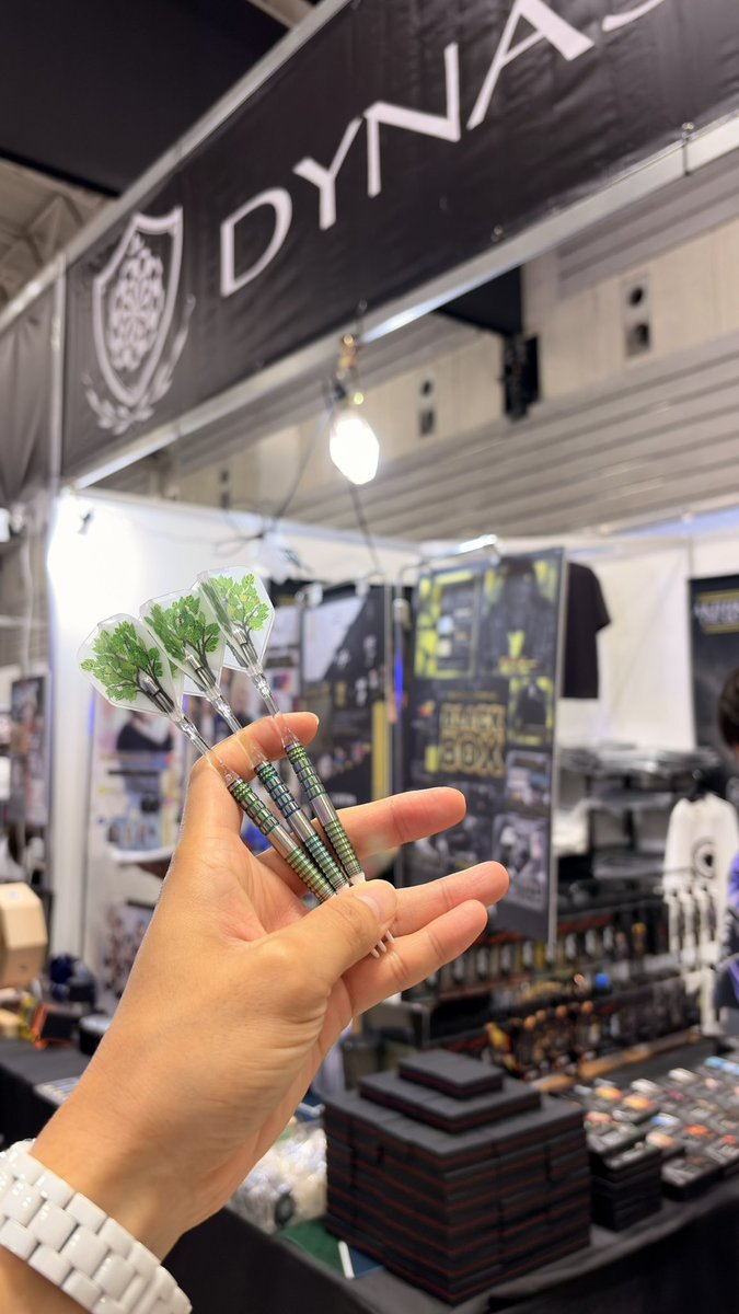 adanawaheyhey's tweet image. black boxにコラボに新作アパレル
激アツが盛り沢山のDYNASTYブースに遊びに来てくださいね😎

（リベルタス3がブースにて先行発売なので素敵なカラーとカットをぜひ見に来てくださいねﾖﾛｼｸｵﾈｶﾞｲｼﾏｽ）

#DYNASTY