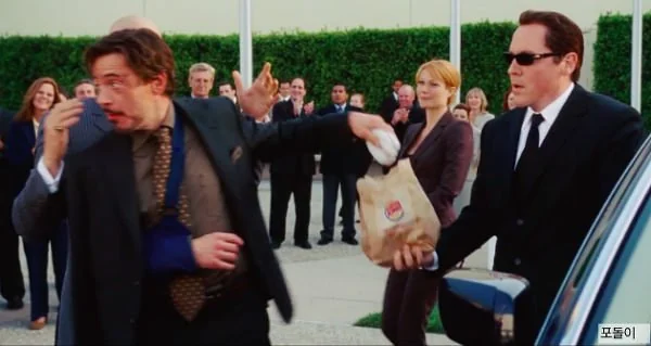 Robbie Fox tweet media