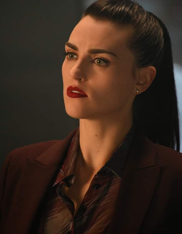 Melissa Benoist and Katie McGrath were born to be Kara and Lena❤️😍😎