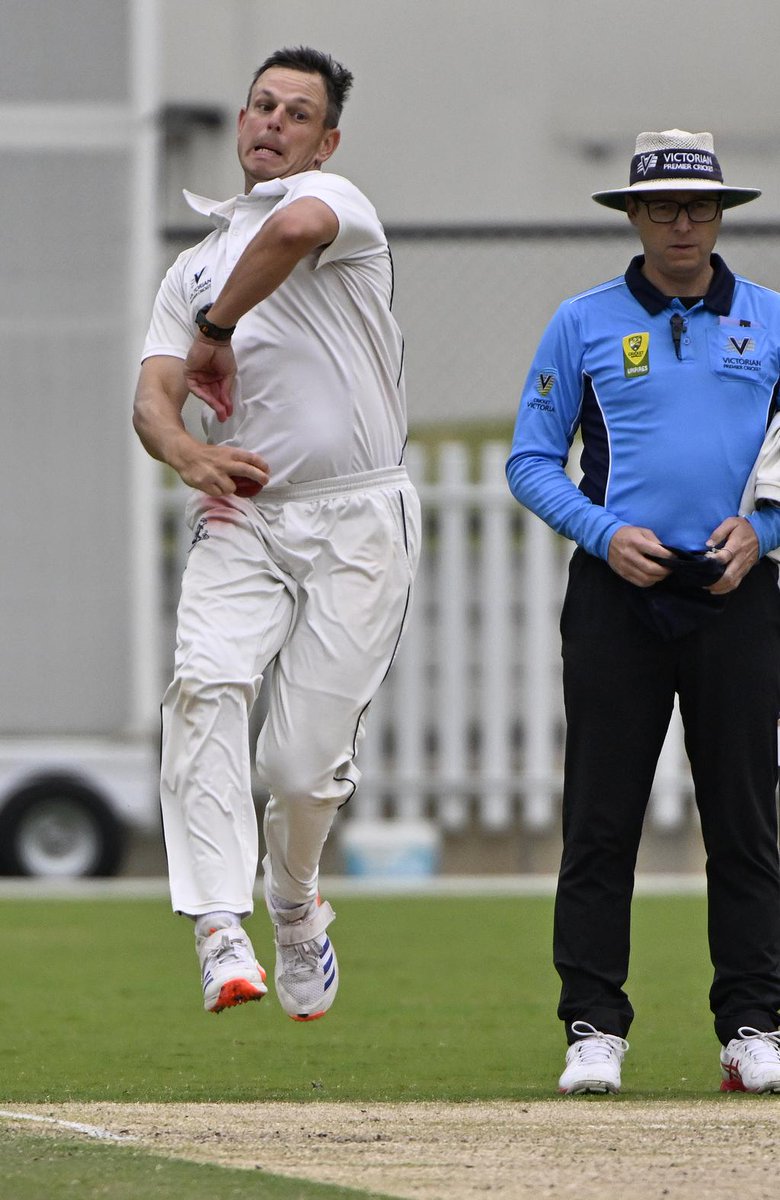 PaulAmy375's tweet photo. At the age of 40…
After 277 matches in Victorian Premier Cricket…
And 23 years after he started playing in the competition…
Carlton champion Evan Gulbis has won the coveted Jack Ryder Medal.
For @codesportsau 

https://t.co/c3DyewRhWY https://t.co/cem7JobGVY