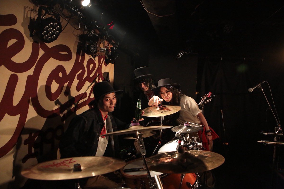 THE CHERRY COKE$🍒 tweet media