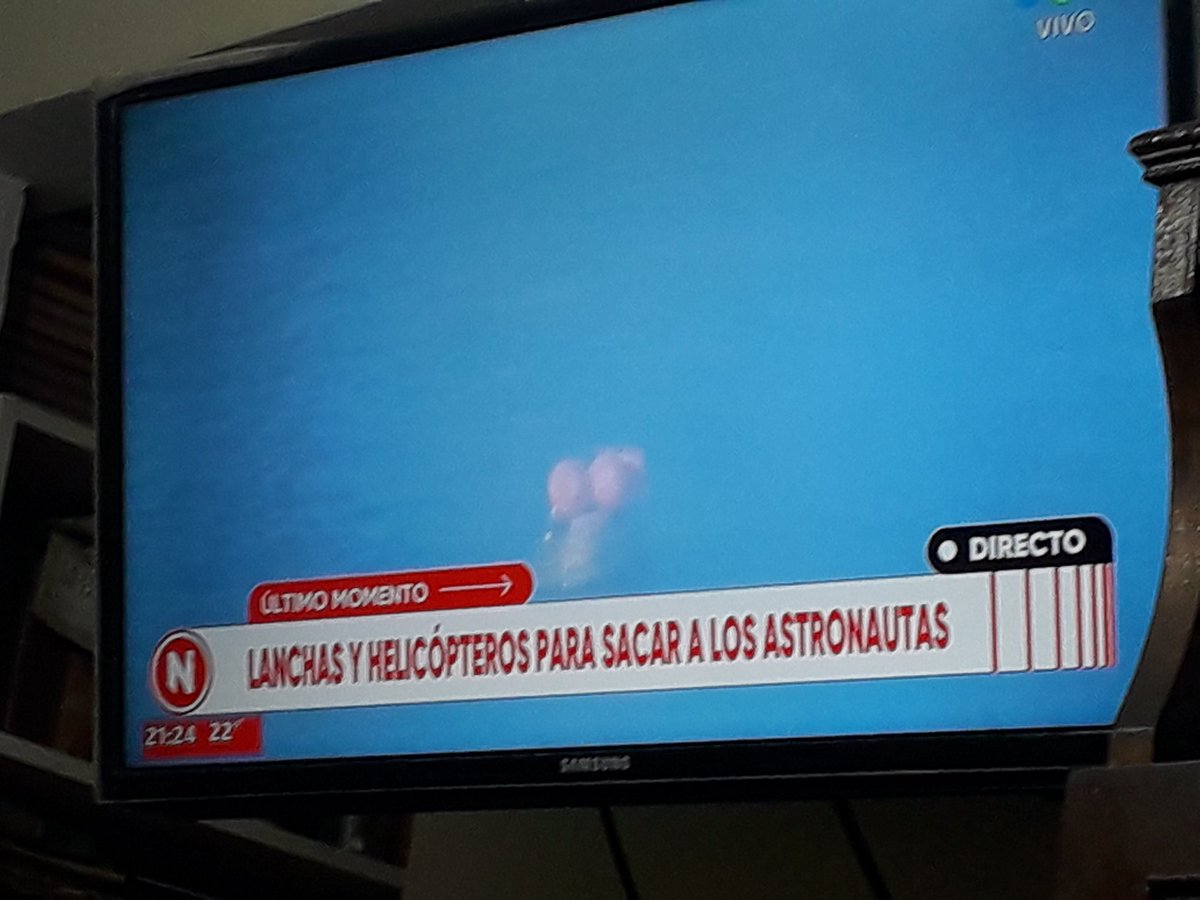 chisp7's tweet image. Bellísimo aterrizaje del #artemis2 ahora en breve abren la #capsula @NASA @telefesantafe