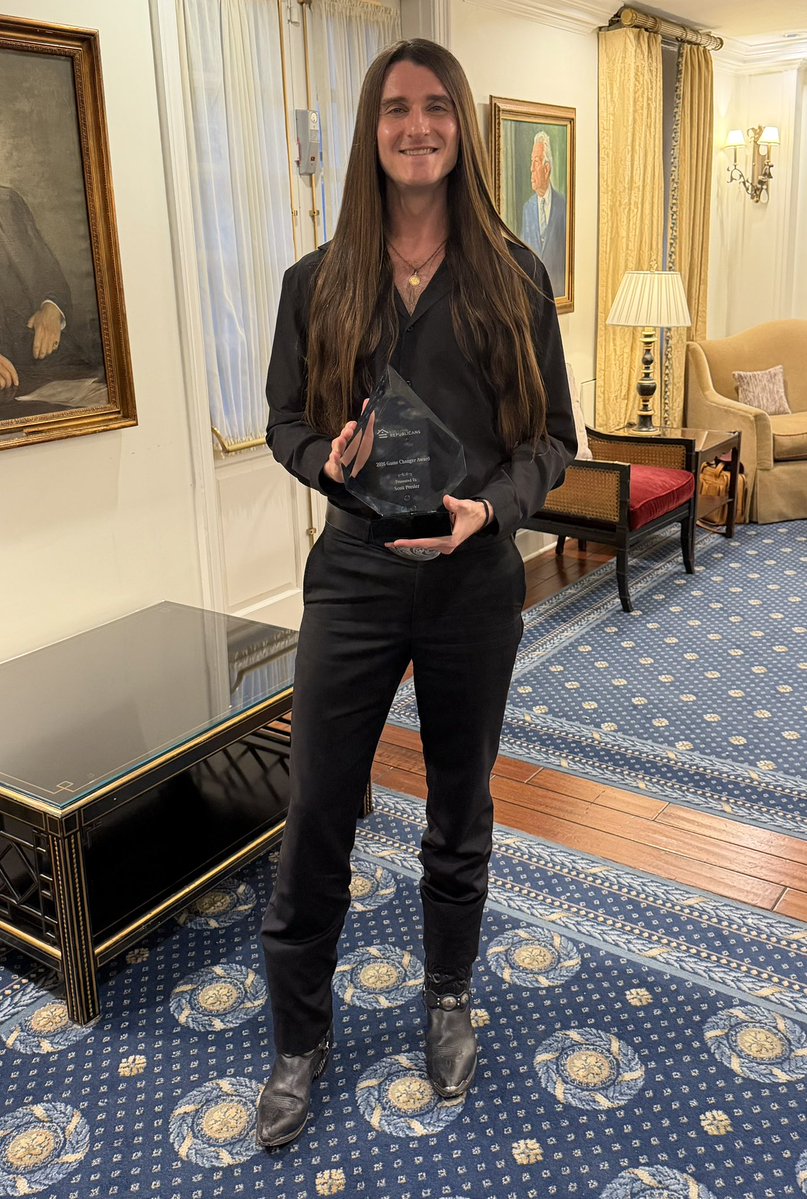 ThePersistence tweet media