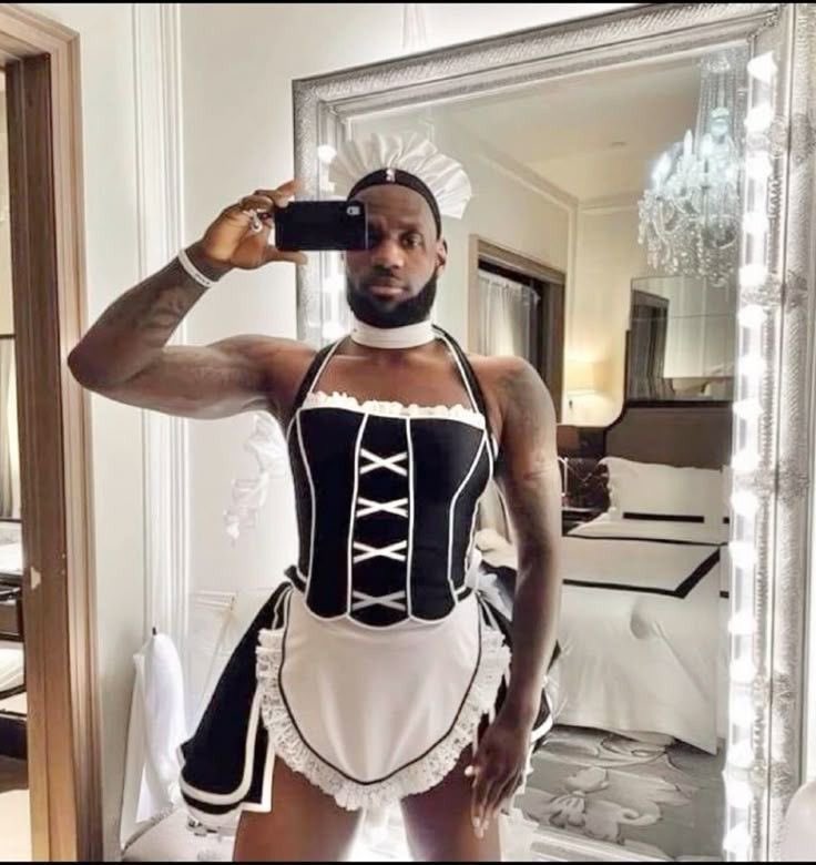 Hoodi 🦍 tweet media