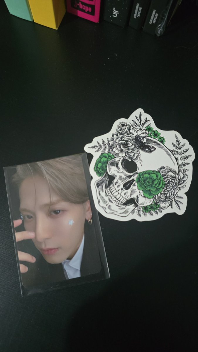 ɴᴀᴛᴀ ⦿ ☰ ☲ ~ vai ver o BTS tweet media