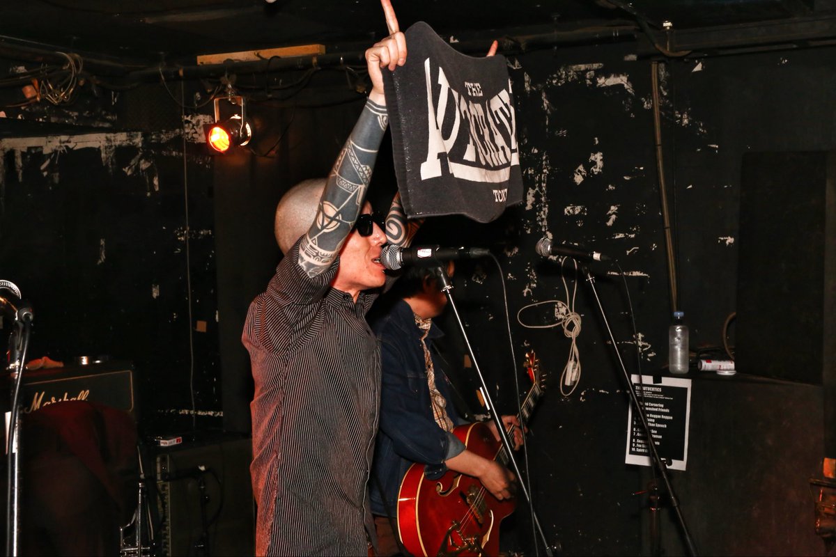THE_AUTOCRATICS's tweet photo. 2026/04/04 at Nakano MOONSTEP
"FRIENDS WITH BOATS Japan Tour 2026 Tour Final"
THE AUTOCRTICS 5th Full Album
"No Time To Waste!" Release Tour
photo by @nmnmnm_nmnmnm_
#theautocratics #tokyo #nakano #moonstep https://t.co/yhBNrbKag6