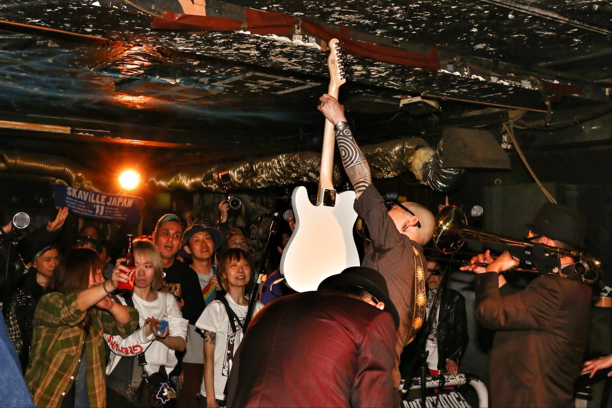 THE_AUTOCRATICS's tweet photo. @nmnmnm_nmnmnm_ 2026/04/04 at Nakano MOONSTEP
"FRIENDS WITH BOATS Japan Tour 2026 Tour Final"
THE AUTOCRTICS 5th Full Album
"No Time To Waste!" Release Tour
photo by @nmnmnm_nmnmnm_
#theautocratics #tokyo #nakano #moonstep https://t.co/sfOTVTXTJv