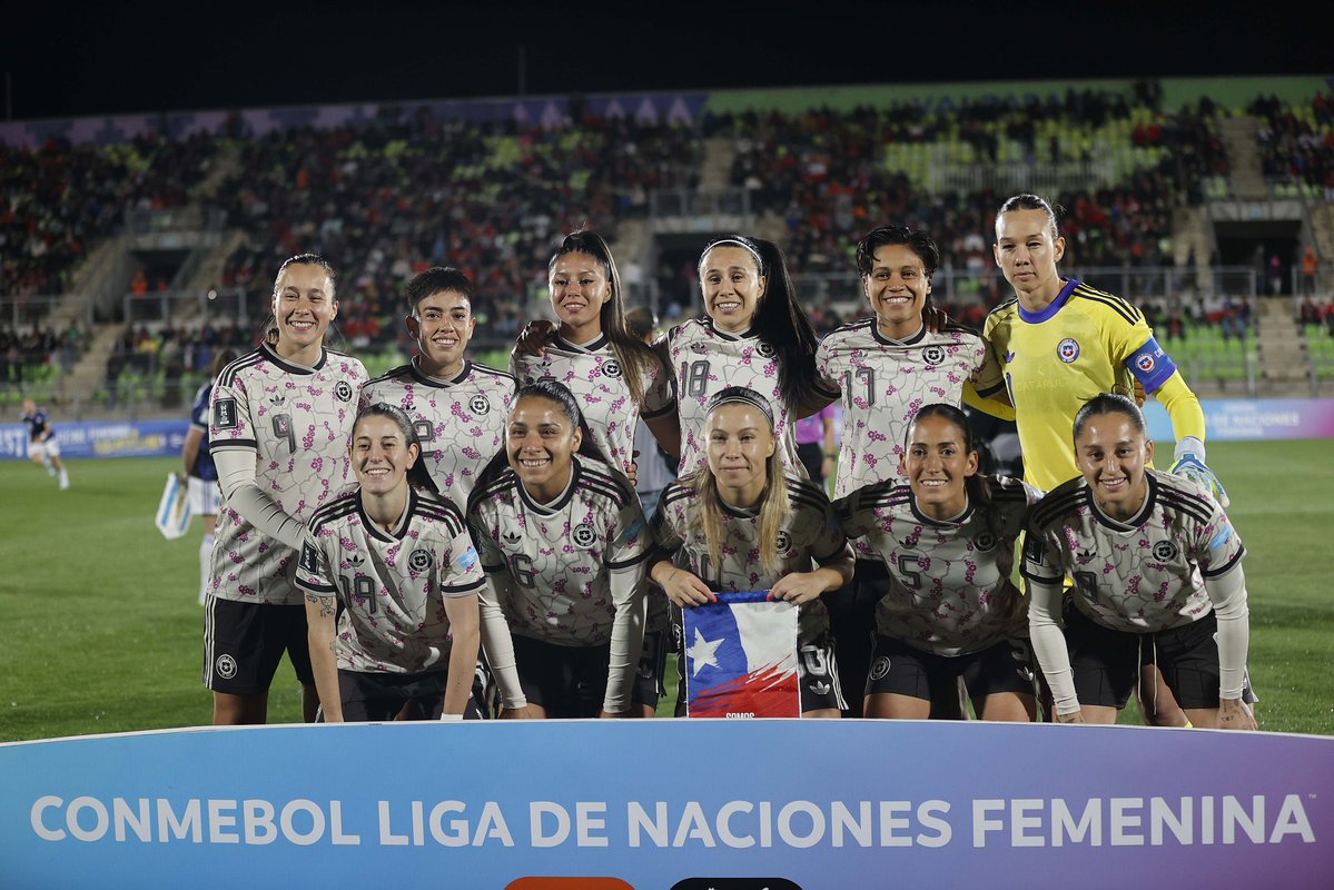 Selección Chilena tweet media