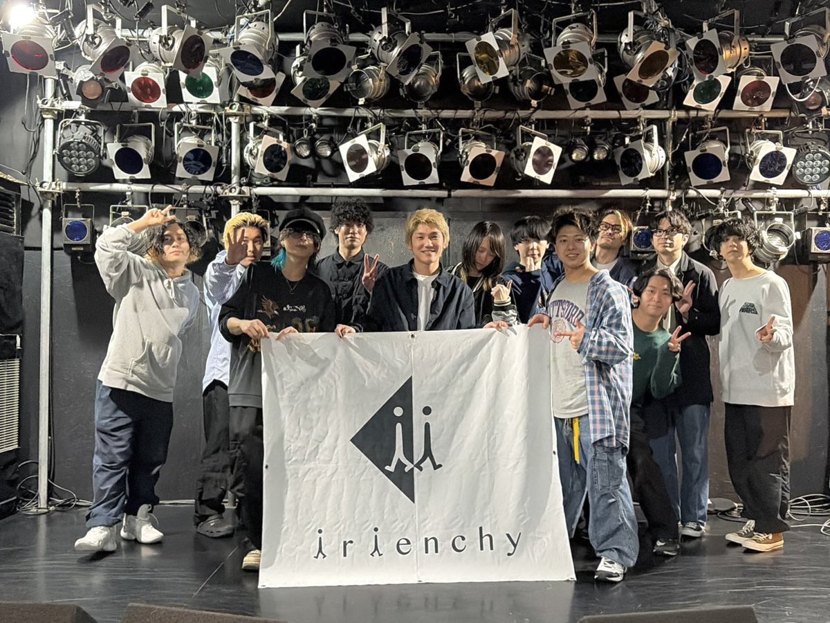 Half time Old tweet media