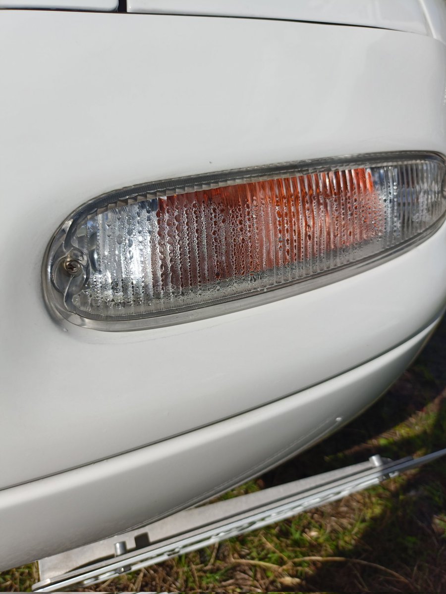 はちこ tweet media