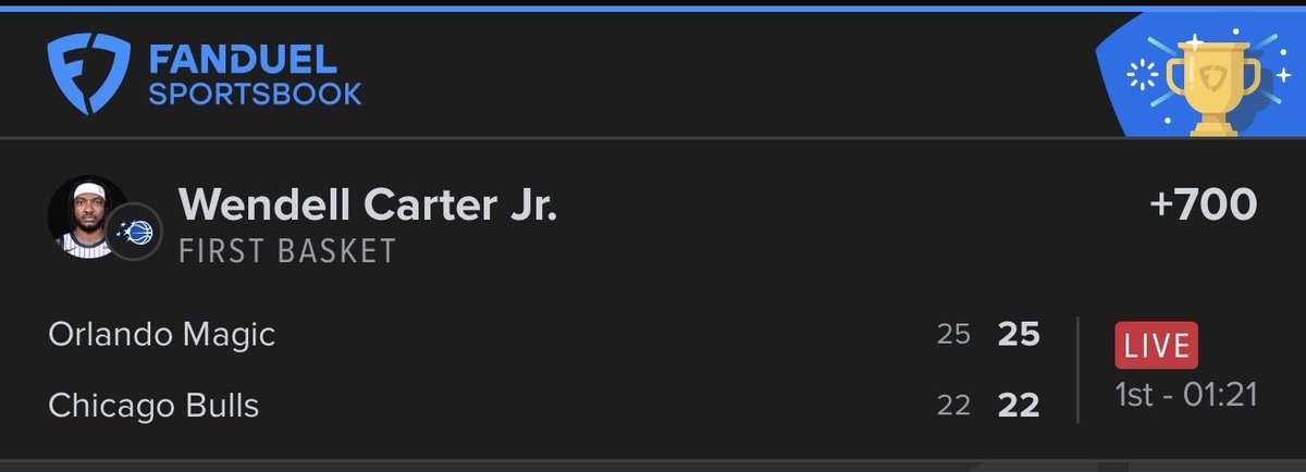Move the Line tweet media