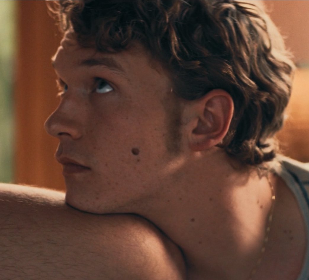 professional cat-ifyer of the HR cast tweet media