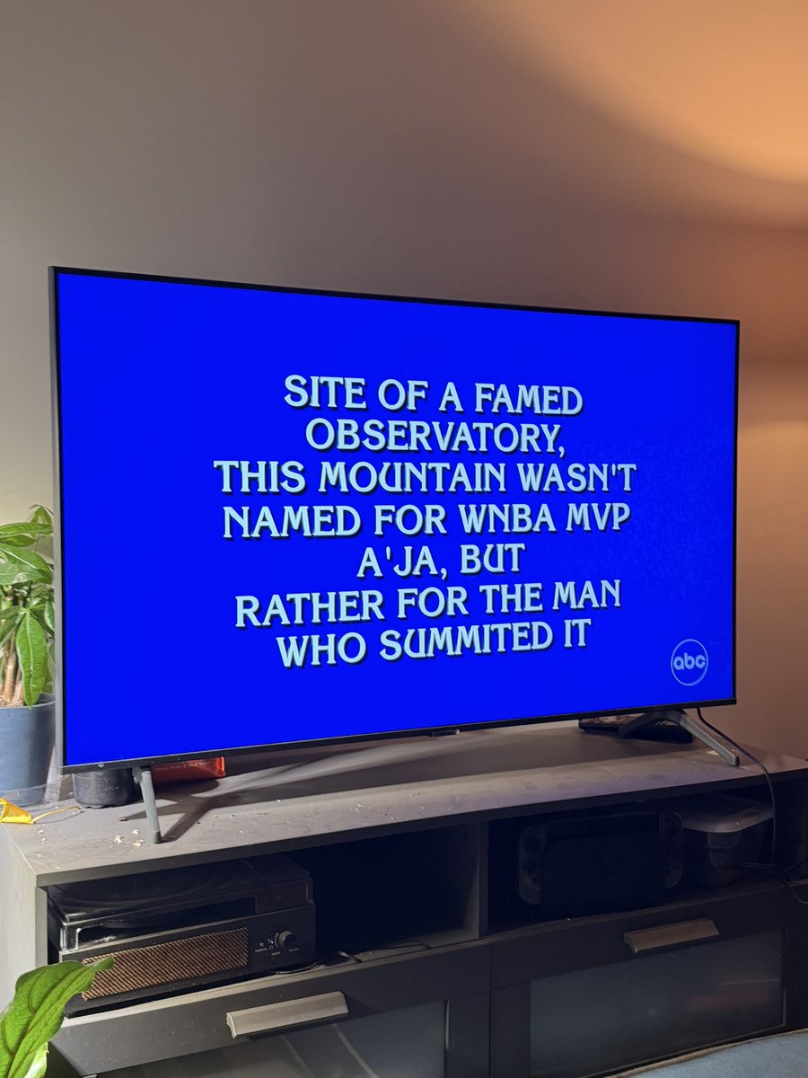 ringringitsbell's tweet photo. They ain’t get it though 😔 https://t.co/nqVIrCLDGO