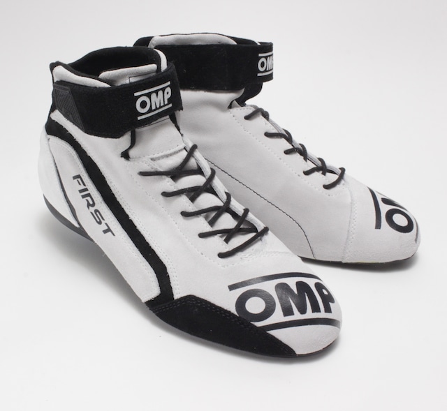 有限会社リミット tweet media