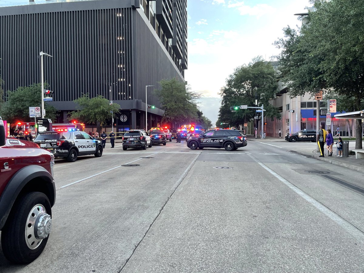 Houston Police tweet media