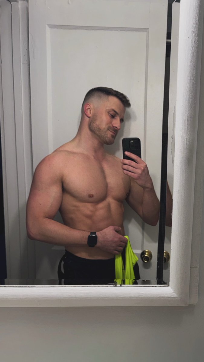 Maxwell tweet media