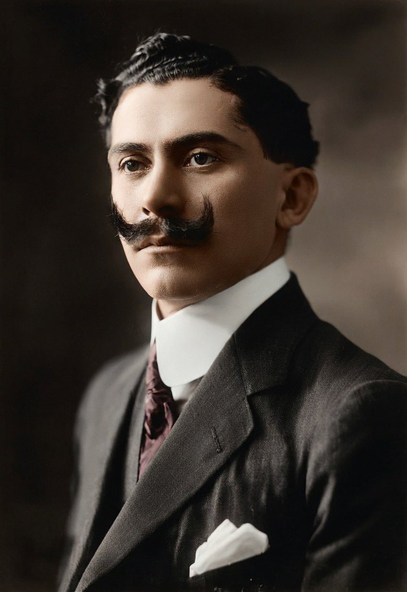 Tlatoani_Cuauhtemoc tweet media