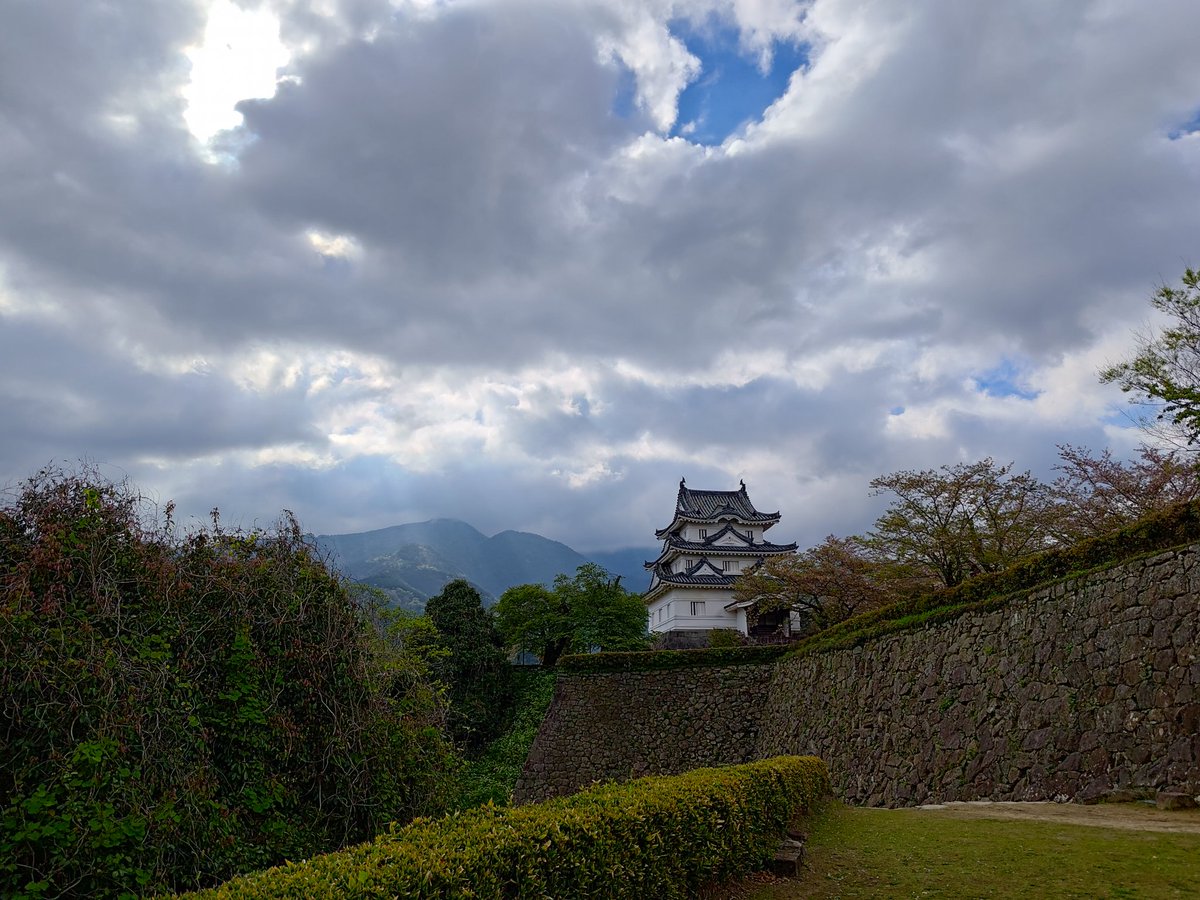 あるけん tweet media