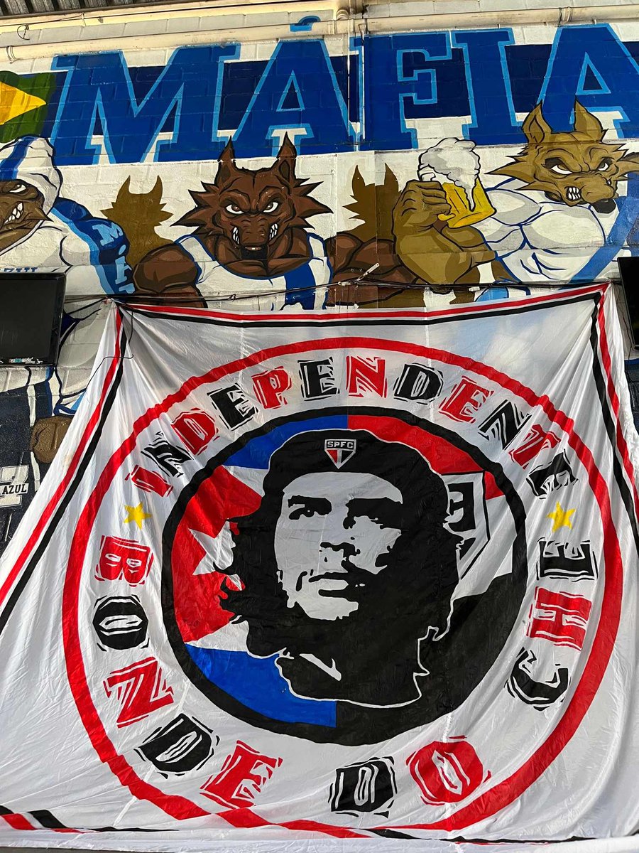 Antifa_Ultras tweet media