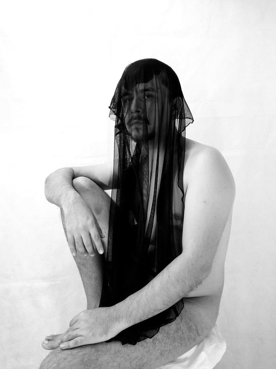 Efebo_7's tweet image. #Efebo_7 #AnantKiSeva #gaygdl #blancoynegro #امن_کا_سفیر_پاکستان  #нюдсочетверг