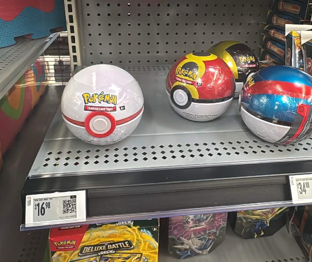 CrossroadsCardShop tweet media