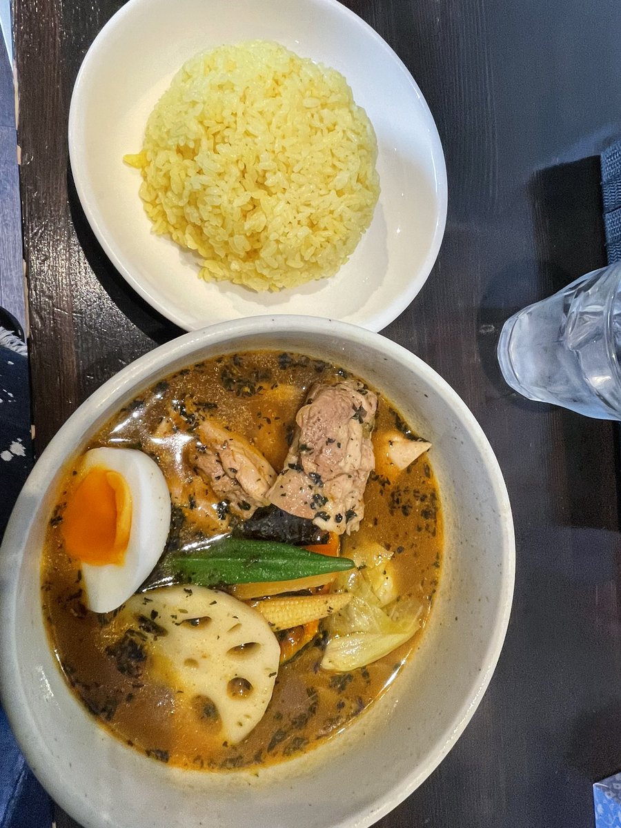 SqMuG's tweet photo. 北海道でラーメンばっか食ってたな https://t.co/dJ6VuPU1Wr