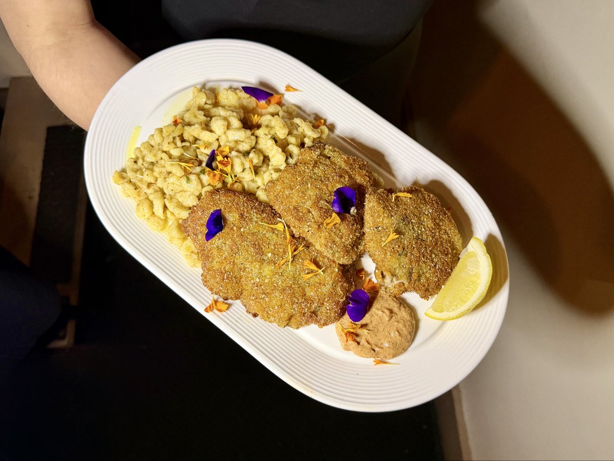 SuisGenerisNOLA's tweet image. Schnitzel - dill potato chip &amp;amp; house milled buckwheat crust, roast carrot mustard, sourdough spätzle &amp;amp; herbed brown butter sauce - Guten Appetit! #schnitzel #germanfood #nolafoodie
