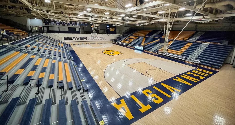 shaeheiden's tweet photo. Had an awesome visit at Buena Vista University this week. Loved the campus and the culture! Thank you to @CoachKBoettcher and the coaches for having me! https://t.co/Qq7MvSYEER