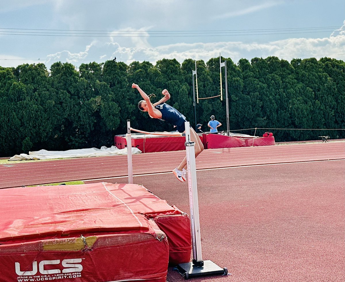 Ela Hartman tweet media