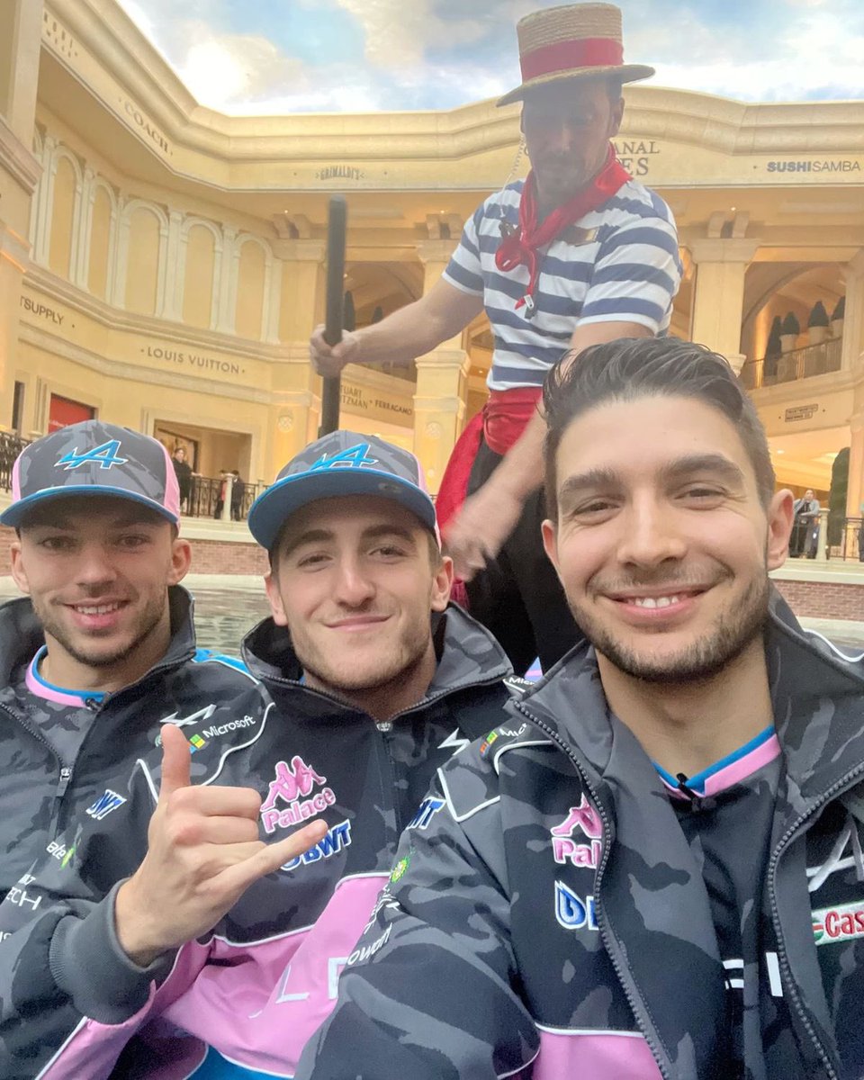 Nika🍁にか tweet media