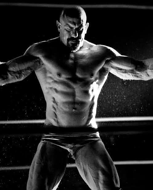 Chairshot SportsHausen tweet media