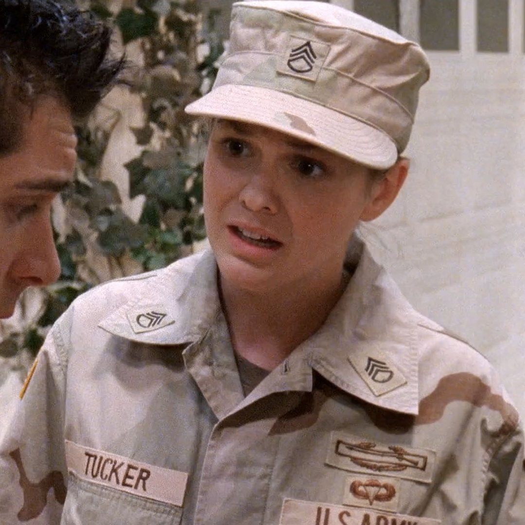 trilo 🌈 lesbian frankie muniz tweet media