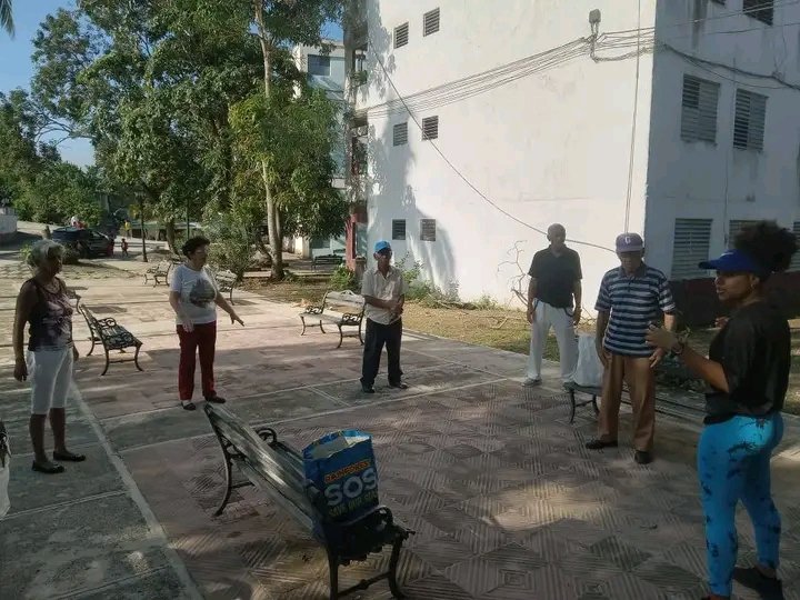 Hermosas las  actividades se realizan en el círculo de abuelos de Cruce Centro,  de conjunto con el médico de la familia. #TercerFrente <a href="/BellNiurka11764/">Niurka Bell Calzado</a> #SantiagoDeCuba  #нюдсочетверг <a href="/cruzata28708/">Eliuber Marzan Cruzata</a>  #нюдсочетверг  <a href="/PartidoPCC/">Partido Comunista de Cuba</a>