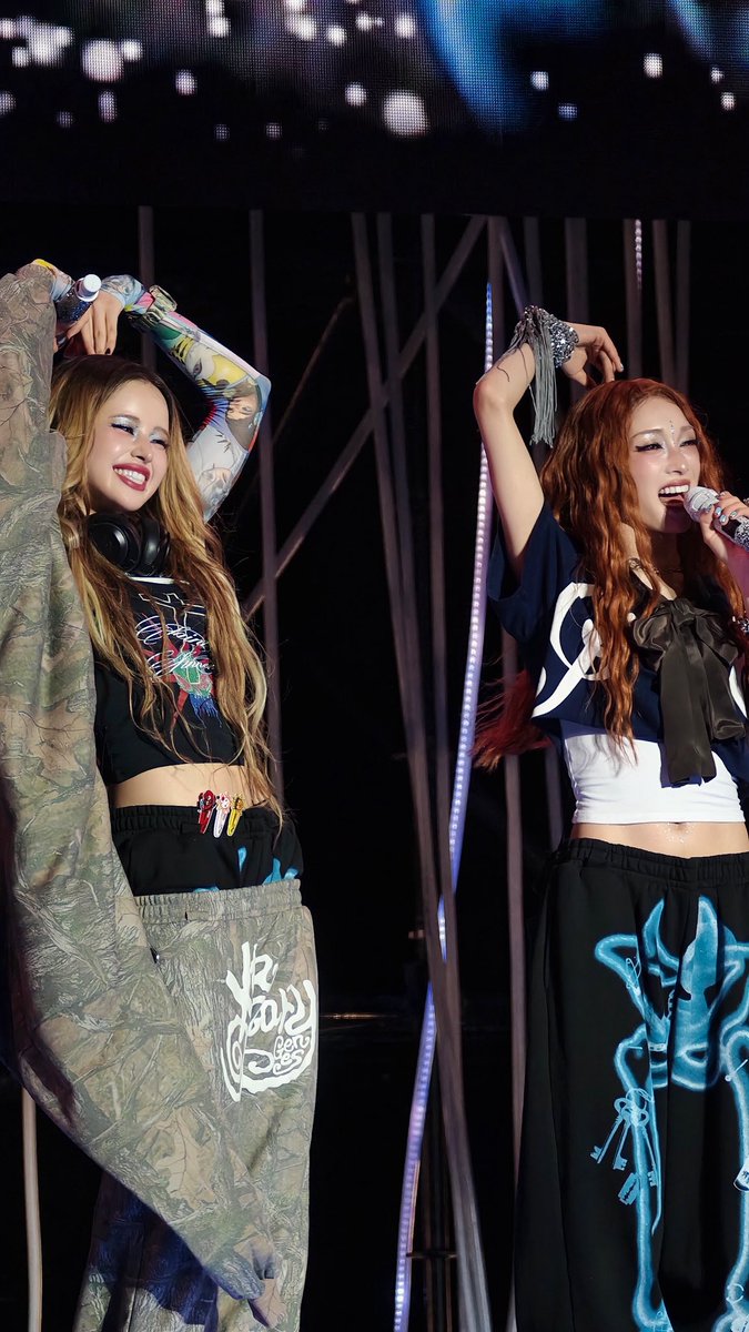 ChanLee🦄💜 tweet media