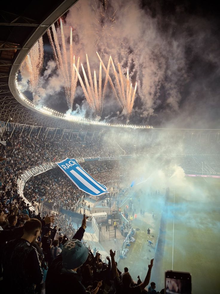 LeandroAdonio's tweet image. ¡ENTRADAS AGOTADAS! 🔥🏟

👉 Ya no quedan localidades para el clásico entre #Racing - #River.