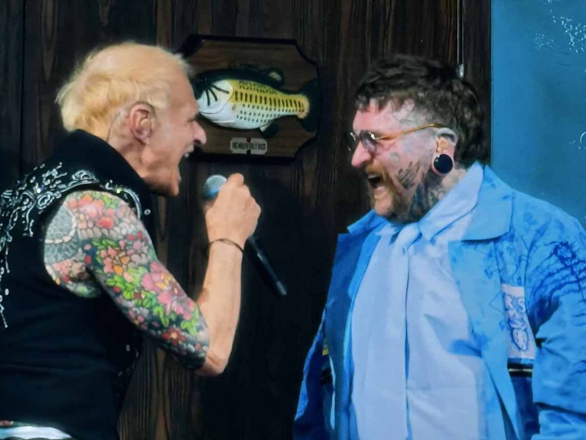 Hear in LA tweet media