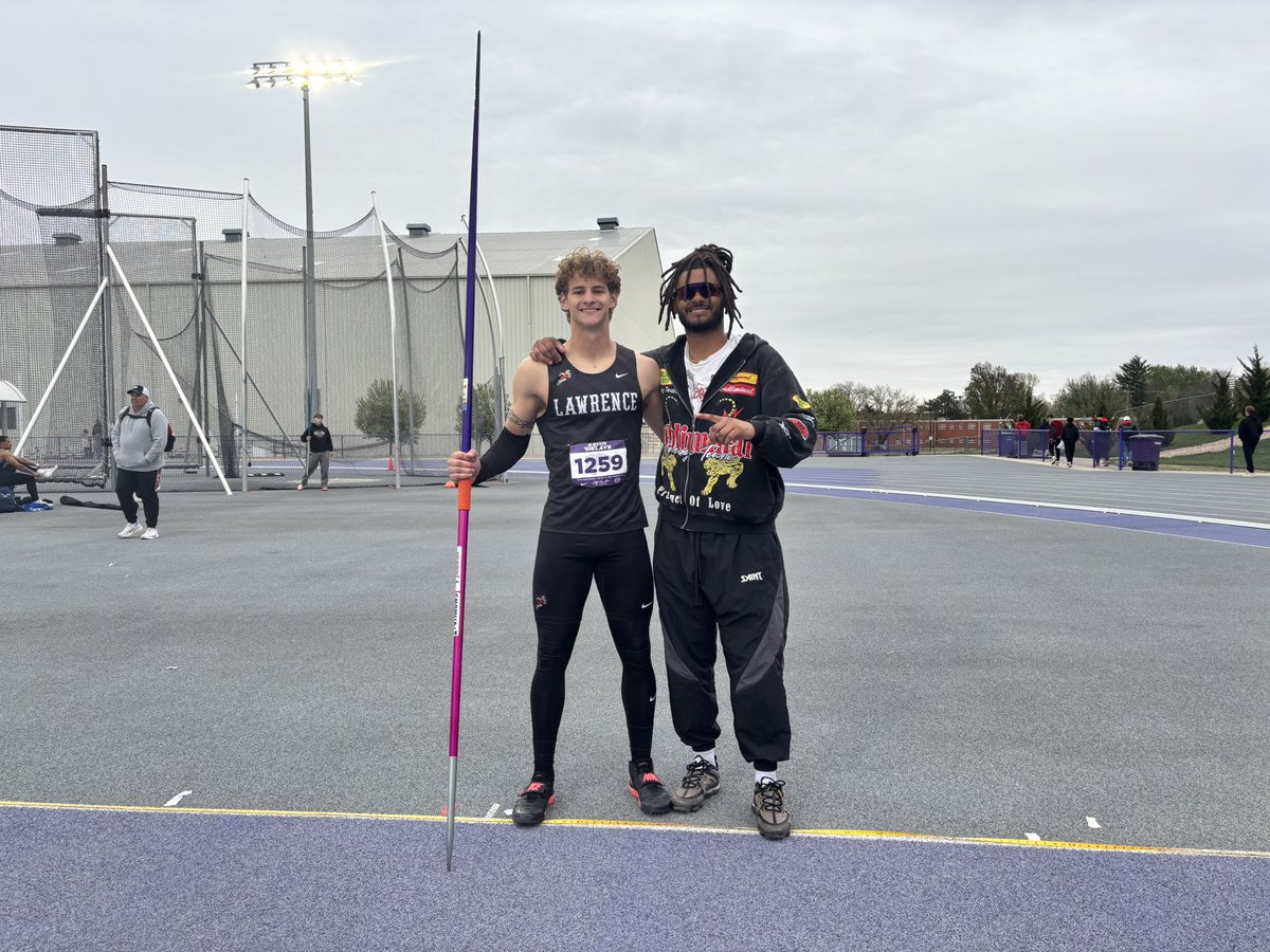 CoachLog2015's tweet photo. TYLER DYE WINS THE K STATE RELAYS WITH A THROW OF 203-9!!!
@kansasrunning @KStateTFXC https://t.co/foJbhOVpNs