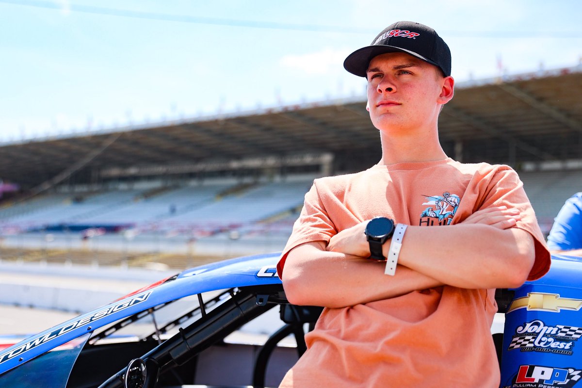 Lee Pulliam Performance tweet media