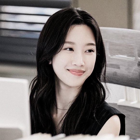 Anna Karenina. tweet media