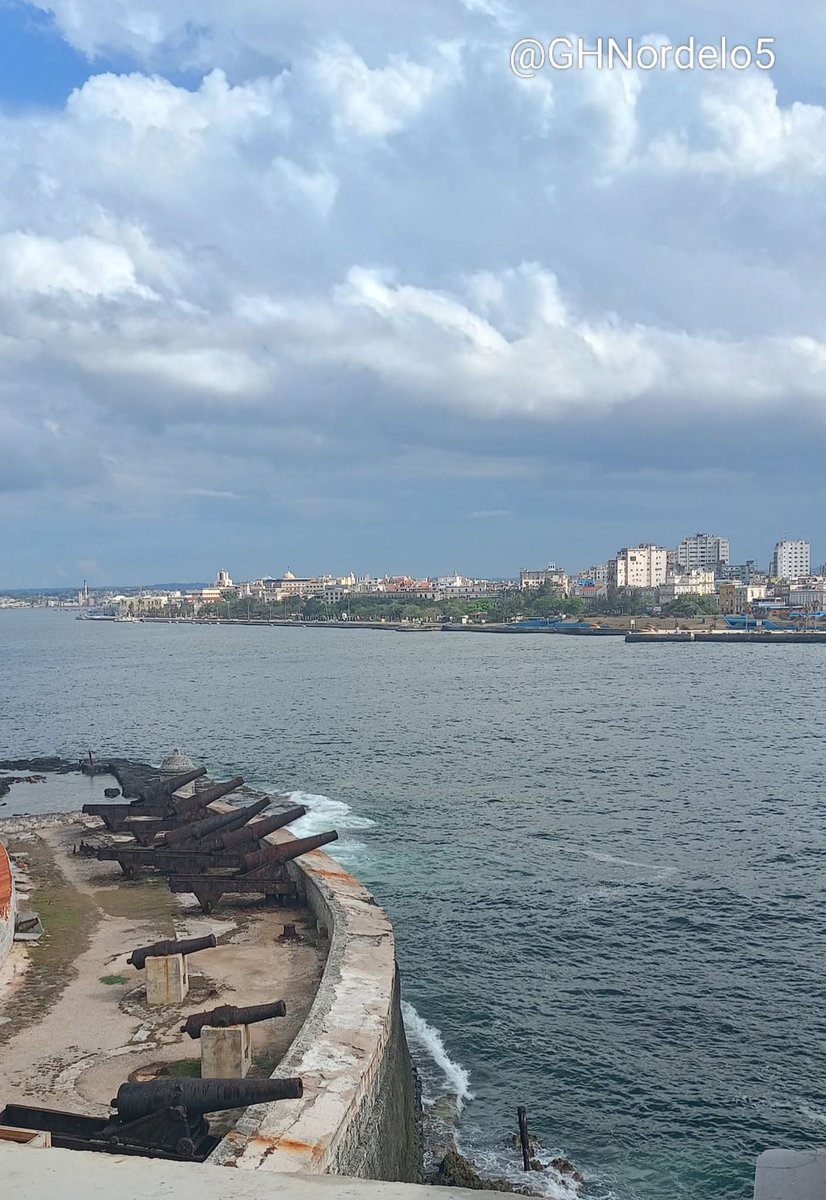 Hermosa Habana.
(Prohibida para los ciudadanos de #USA por culpa del Bloqueo contra #Cuba).
#UnblockCuba #CDRCuba #CubaVencerá