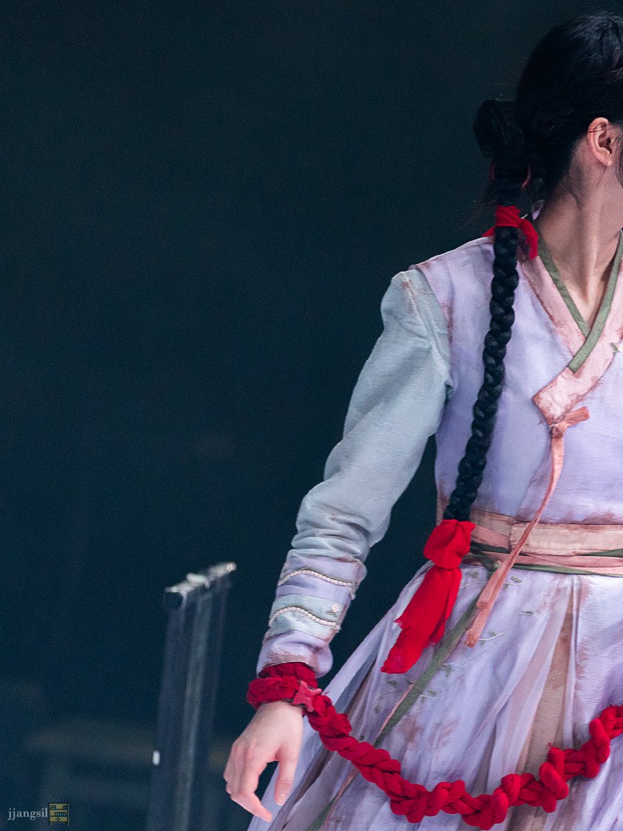 장식장 tweet media