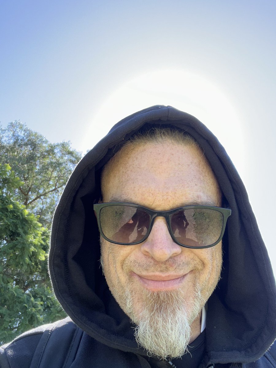 Samælioh tweet media