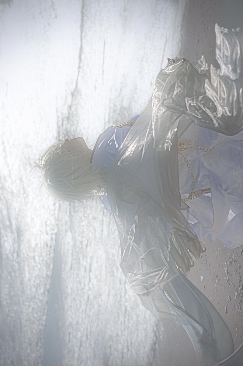 cosplay 刀剣乱舞 鶴丸国永

何度も  驚かす風を起こすから

photo：<a href="/mizutade_neru/">薔ﾈﾙ</a>