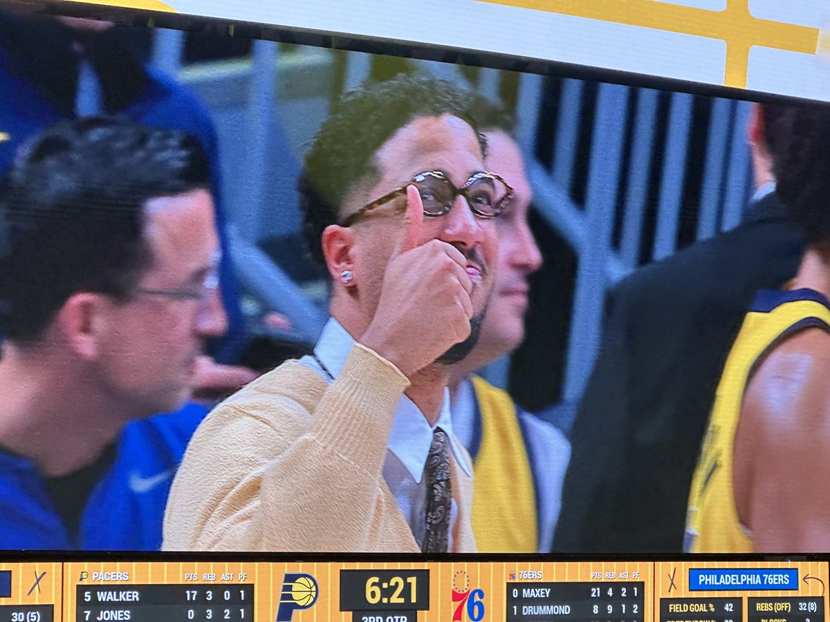 Tyrese Haliburton gives a thumbs up after a fan correctly guessed the Top 3 concrete mixers flavors from Culver's.