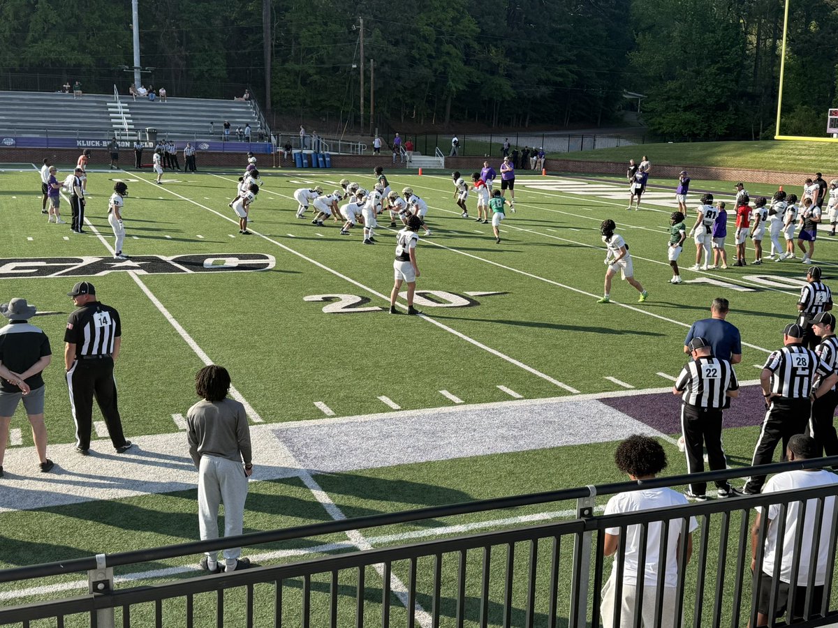 WideoutJJ3's tweet photo. Had a amazing experience today @OuachitaFB spring scrimmage! Had a great time will be returning! @CoachCarsonFB @CoachSpenceOBU @derbytd #CruitTheCanes #AGTG https://t.co/kLwlHolhnx